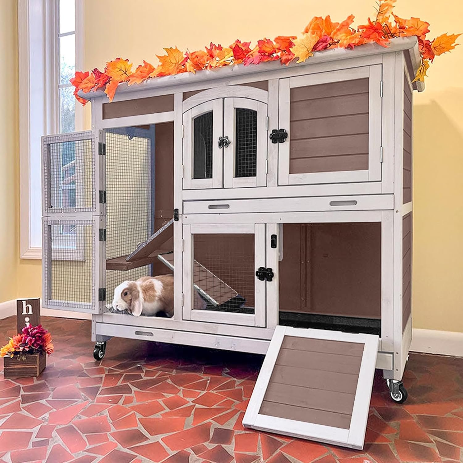 Rabbit Hutch Indoor Bunny House Guinea Pig Cage with Sliding Plastic Trays, Wheels & Ramp, 47.2″ Multi-Door Wooden Small Animal Cage for Rabbits, Bunnies, and Guinea Pigs (Brown)
